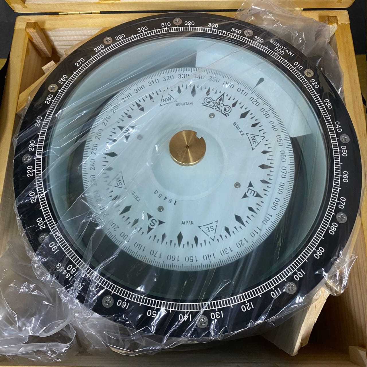 Magnetic Compass - Image 3